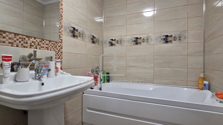 Apartament 3 camere, 61mp, 2 balcoane, parcare, strada Stejarului - Poză 7