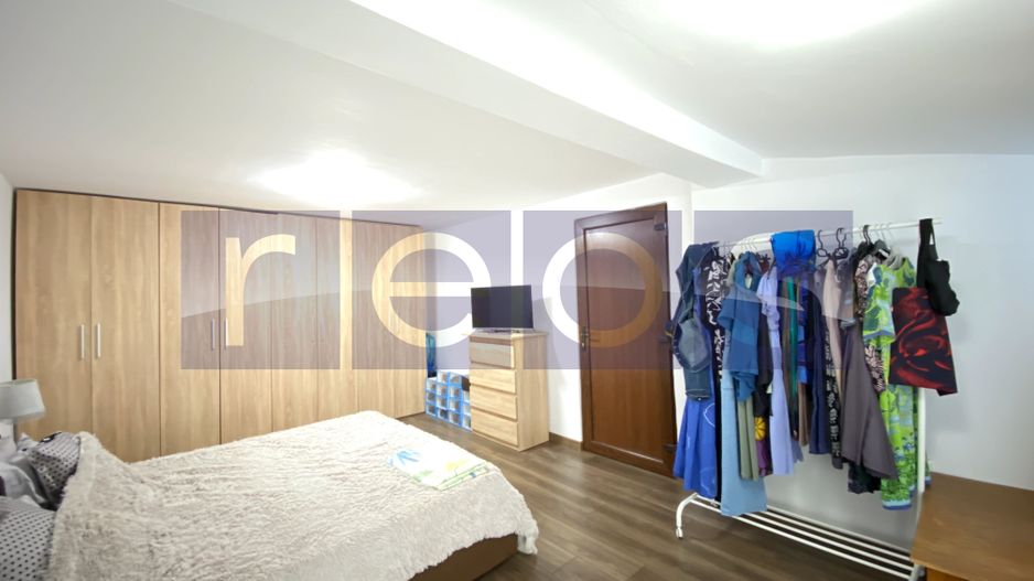 DE VANZARE CASA 5 CAMERE | RENOVATA | TERASA | 2 INTRARI SEPARATE | ZONA UNIRII - Poză 17