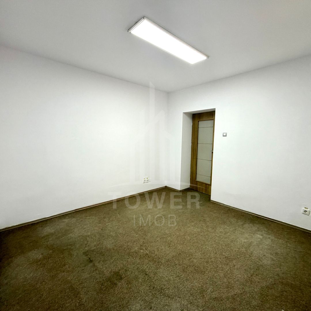 Spațiu de birou central - Poză 14