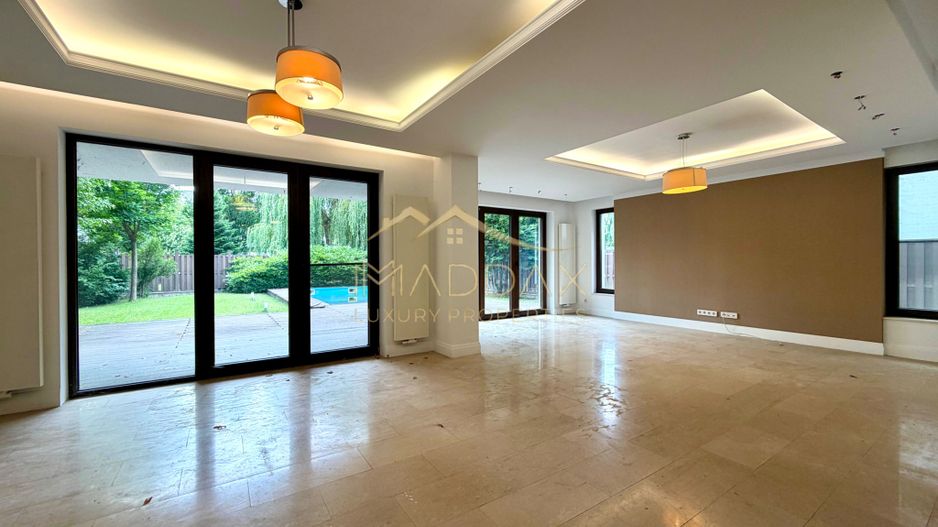 Vila cu 9 camere *900 teren* & piscina privata // Pipera - Poză 7