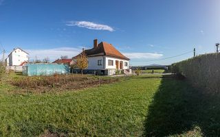 Domeniu de 9000 mp - Ideal pentru Dezvoltare Imobiliară sau Business de Lux! - Poză 1