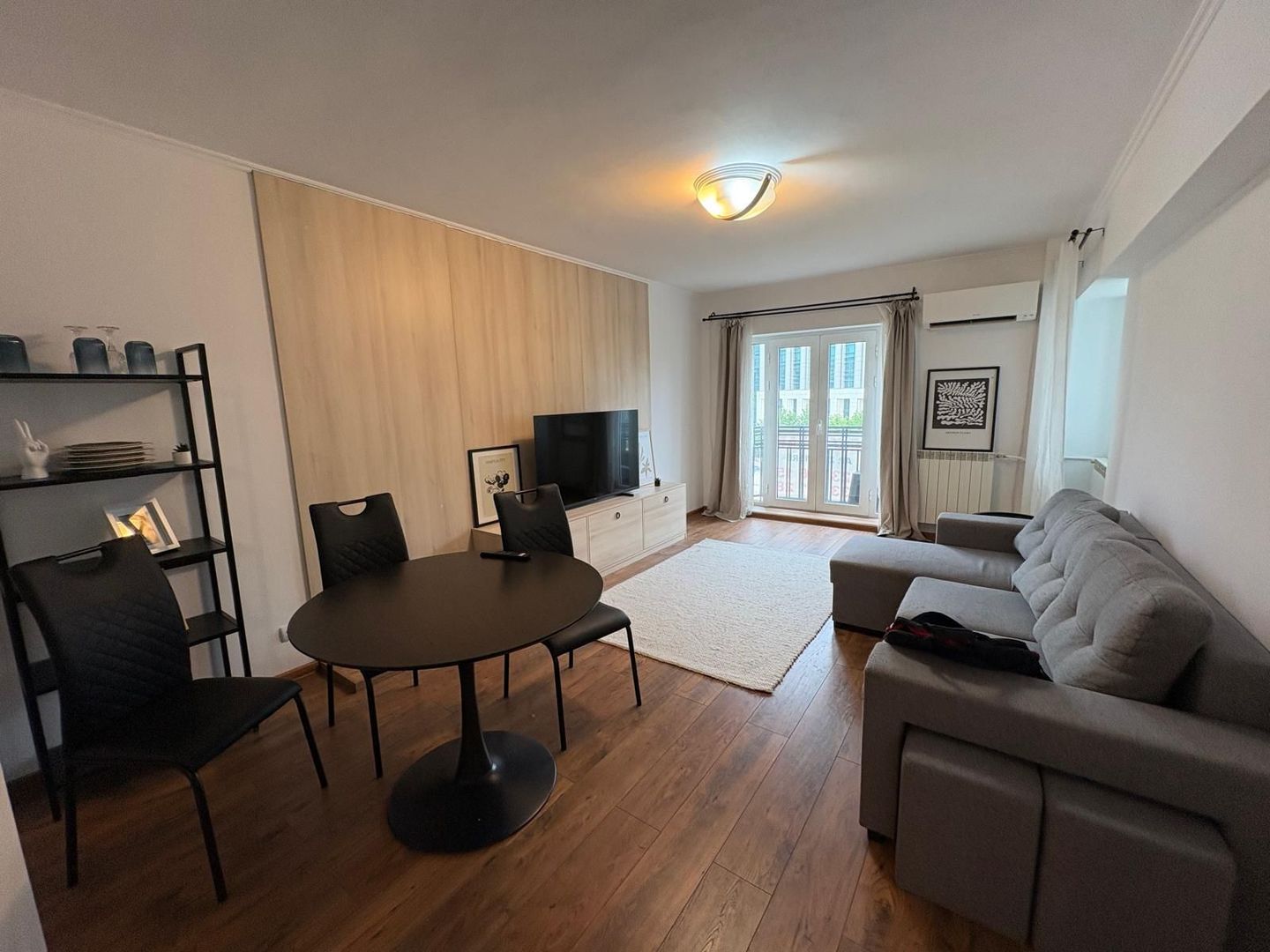 AP. 2 CAMERE- PIATA UNIRII, PET-FRIENDLY, METROU 5 MINUTE, MODERN - Poză 2