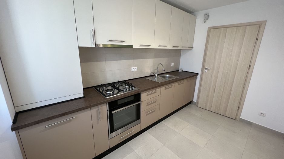 Apartament cu 2 camere in Urban Plaza - Poză 7