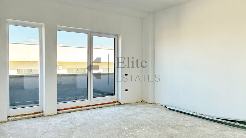 Apartament 2 camere si terasa 20 mp in Baile Felix Bihor - Poză 2