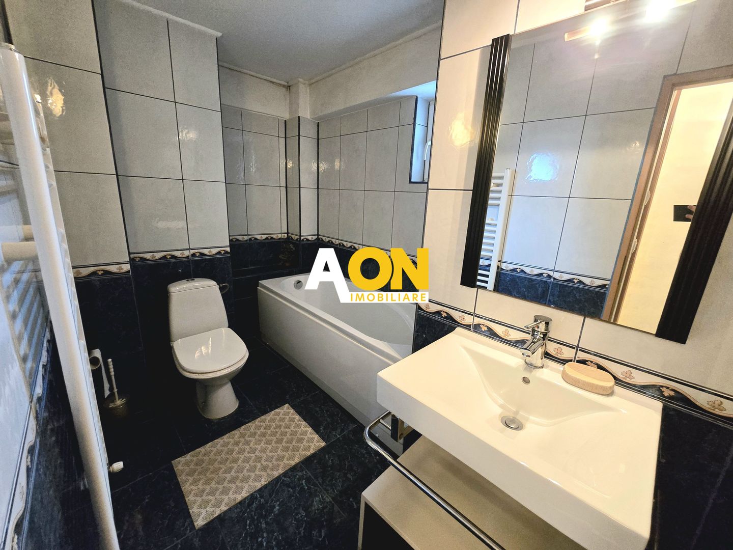 Apartament cu 4 Camere | Scara Interioara | Ultracentral | Terasa - Poză 14