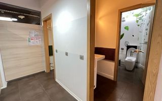 Spatiu comercial si de birouri de inchiriat- demisol - zona centrala - lux - Poză 13