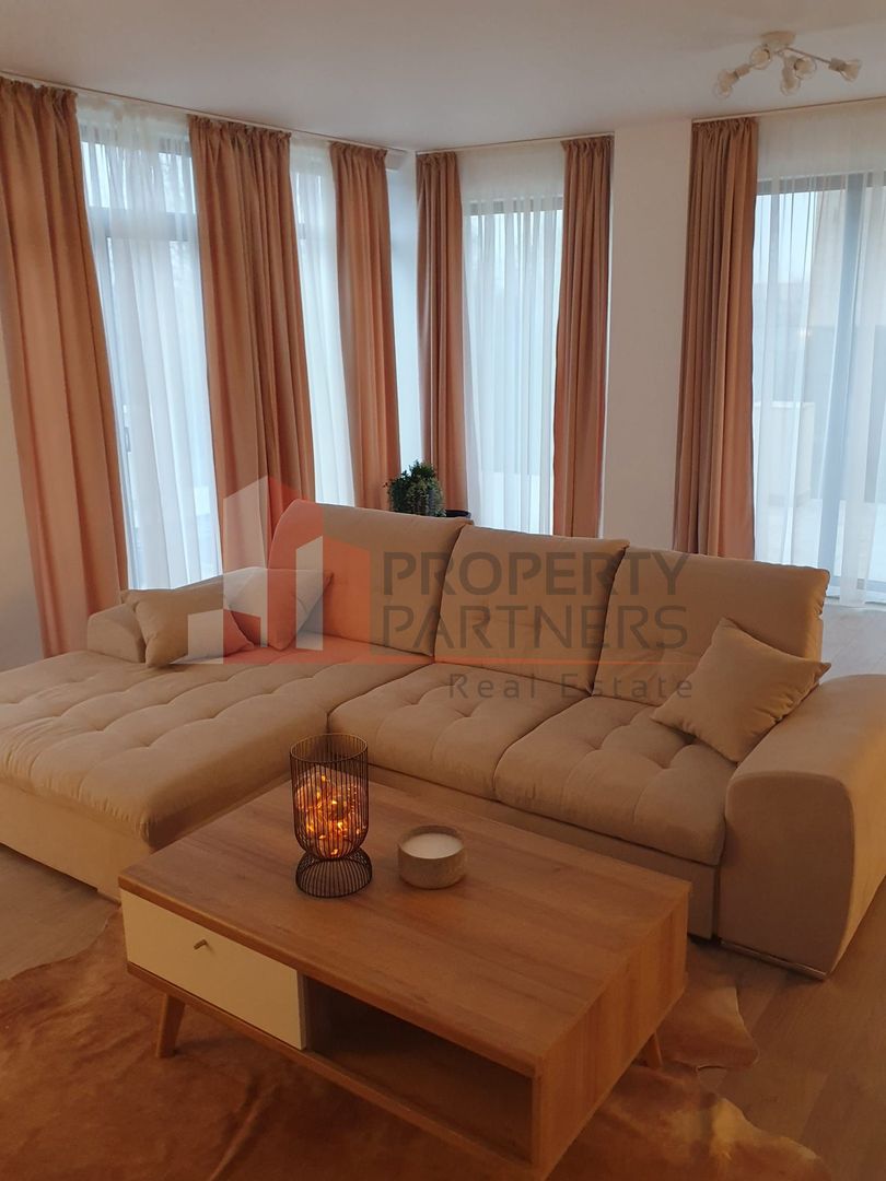 Proprietate pe marginea lacului, vila impresionanta. - Poză 48