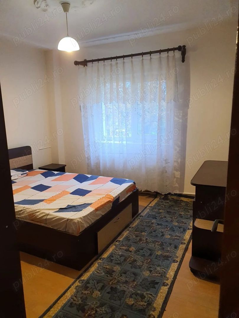 Apartament 3 camere, Str. Maior Bacila Vasile,  cu loc de parcare - Poză 3