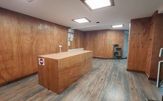 Sf. Lazar- Spatiu comercial la bulevard- vad/ trafic pietonal intens ! - Poză 9