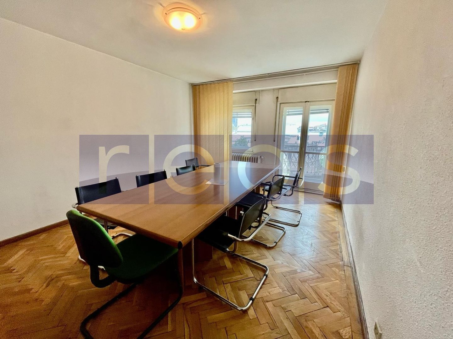 VANZARE APARTAMENT 4 CAMERE DUBLU VEDERE ULTRACENTRAL UNIRII - Poză 1