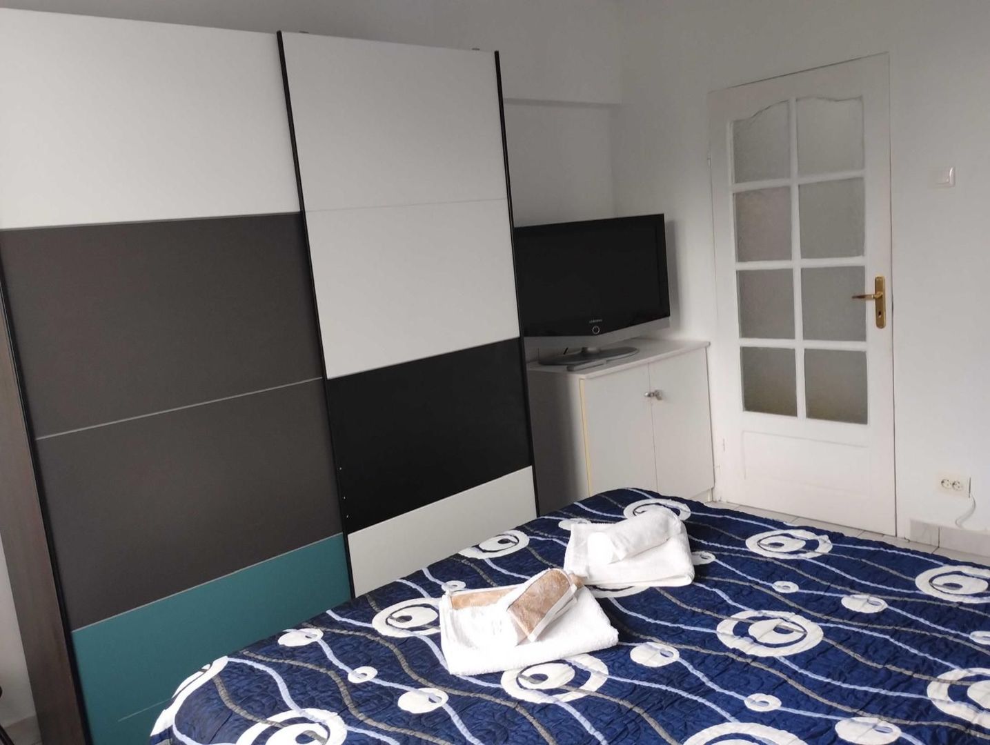 AP. 2 CAMERE- UNIRII, BUCATARIE INCHISA, METROU 9 MINUTE, MODERN - Poză 2
