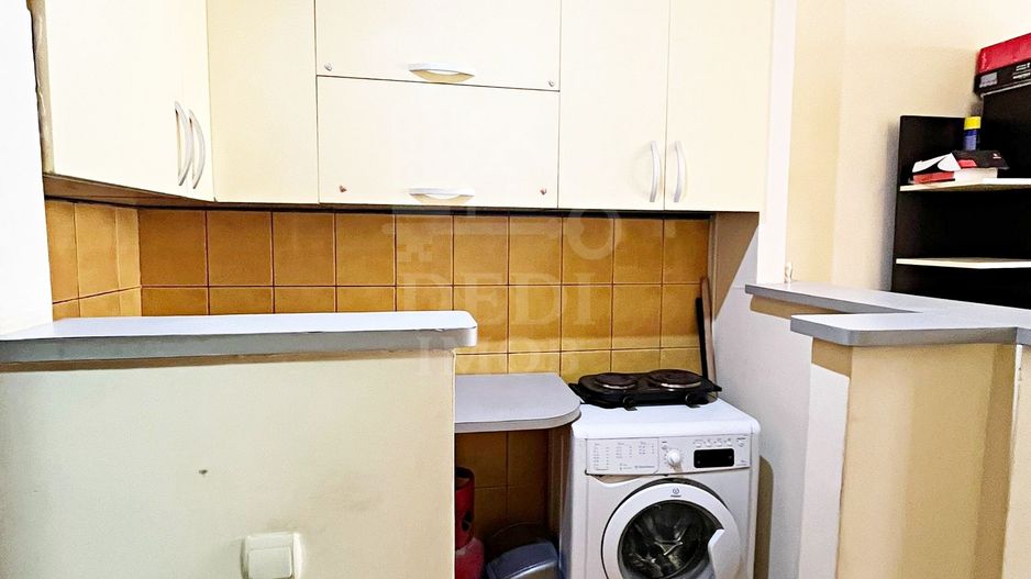 Apartament 1 camere de vânzare in zona Rogerius, Oradea - Poză 3