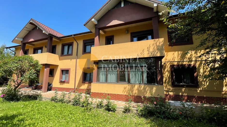 Casă Duplex Integral (Ambele Părți) - 325mp Utili, 1000mp Teren, Asfalt - Poză 1