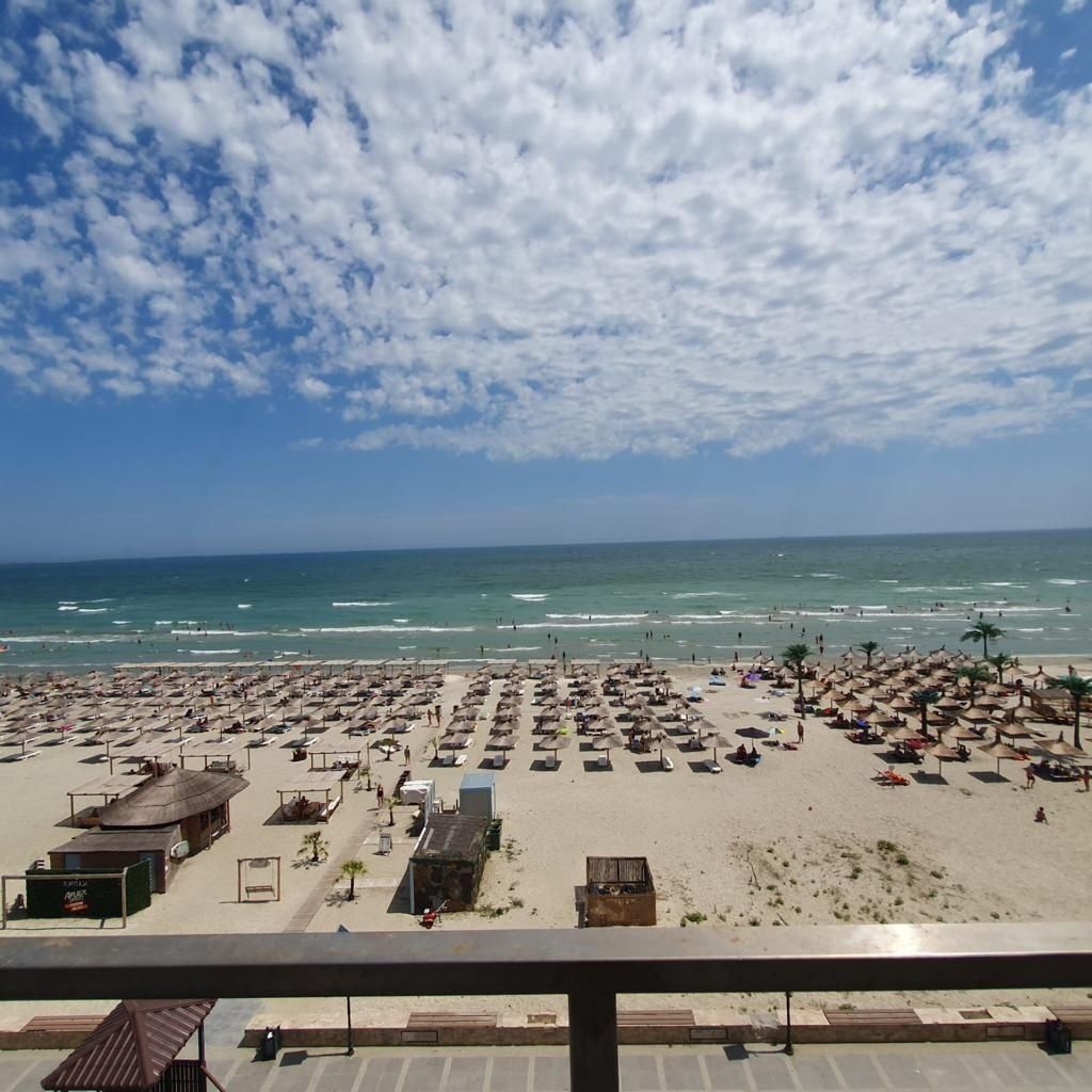 Apartament 2 Camere în Mamaia Nord cu vedere la mare - Poză 1