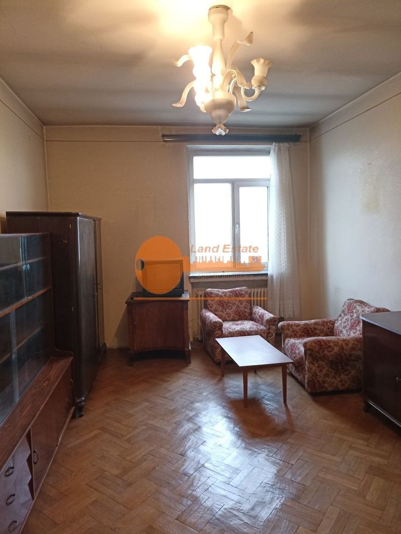 Garsoniera Ho si Min ( bloc rusesc-boxa ) - Poză 3