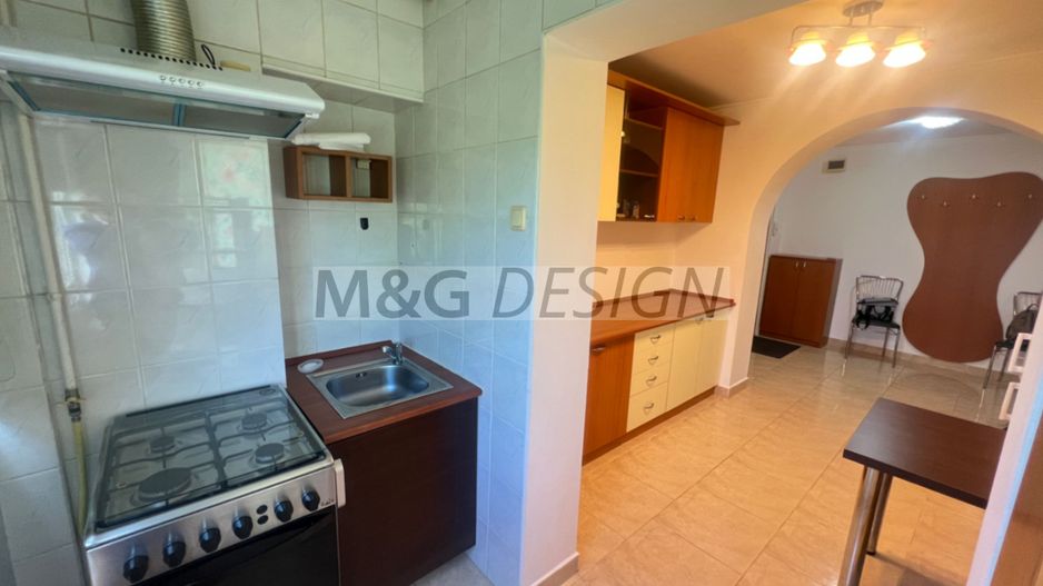 2 camere decomandat etaj 3 renovat -CENTRALA - Poză 2