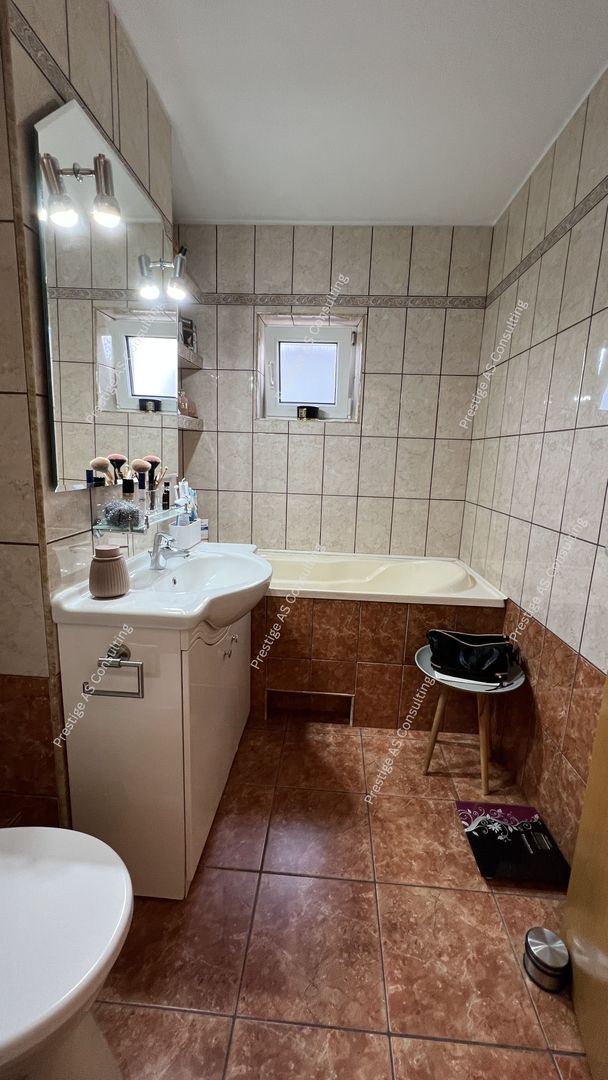 Apartament 4 Camere 2 Bai 80mp+ Garaj | Etaj 3 | Zona Timocului - Poză 10