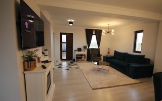 Modern si primitor - Poză 2