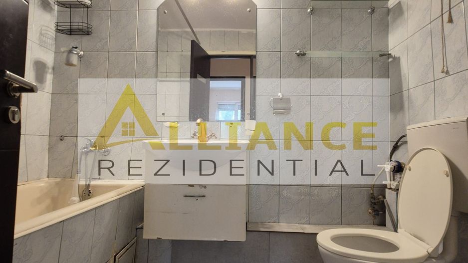 10 MINUTE DE M. TITAN | 2 CAMERE DECOMANDAT | 92.000€ - Poză 8