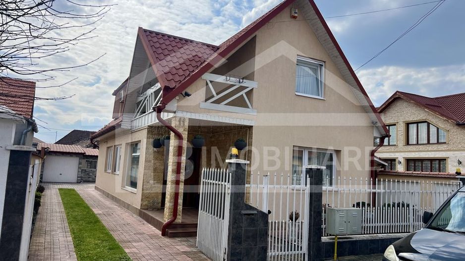 Casa cu 4 camere, 135mp, Zona Unirii - Poză 1