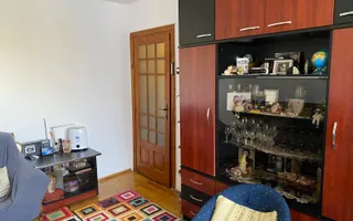 Apartamnt 3 camere Sagului cu centrala - Poză 20
