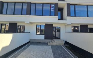 Vânzare, townhouse, 3 nivele, 4 camere, str. Ciocârliei, Telecentru - Poză 2