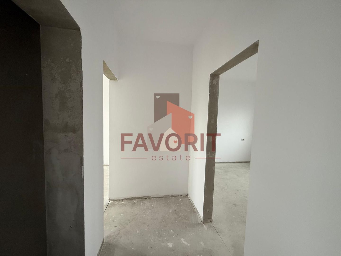 Duplex in Sanandrei | Toate utilitatile | 2 bai | Poarta acces auto | - Poză 13