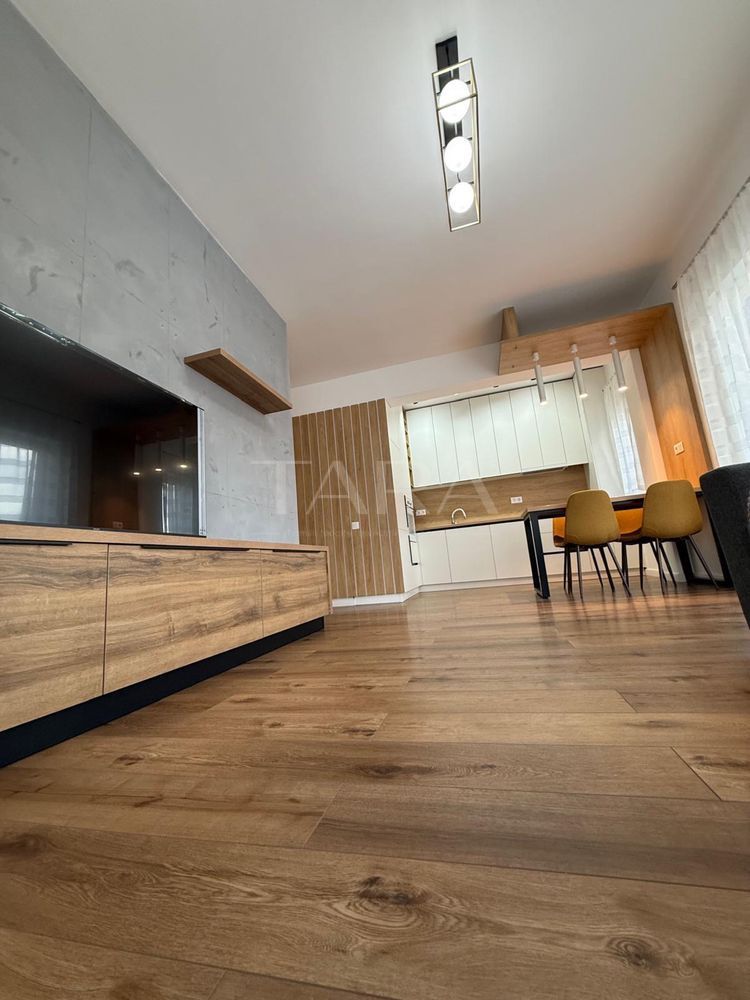 Apartament ultrafinisat, 54 mp, balcon și parcare, Baciu. - Poză 1