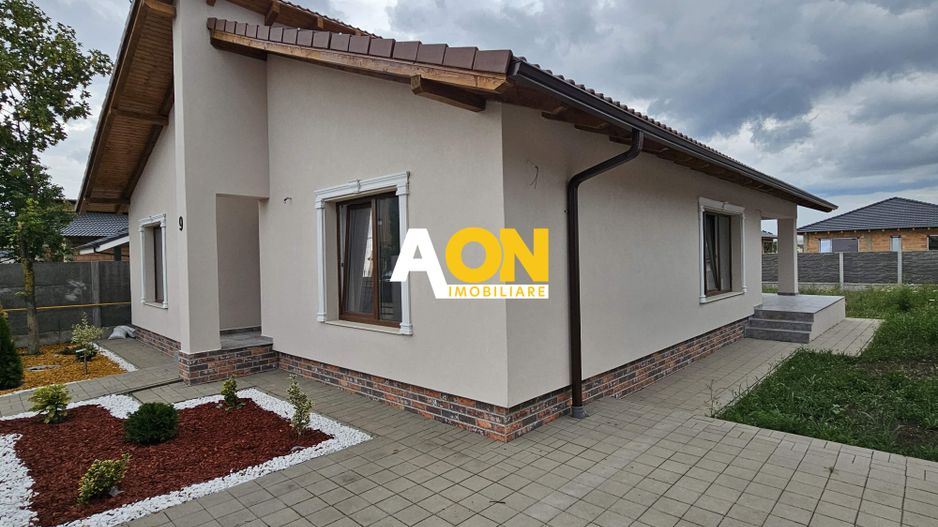 Casa 4 camere, 2 bai, predare la cheie, Micesti - Poză 1