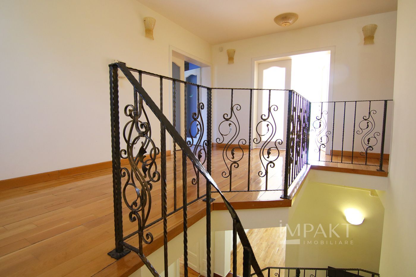 Casa individuala situata la 2 minute de Parcul Engels ! - Poză 15