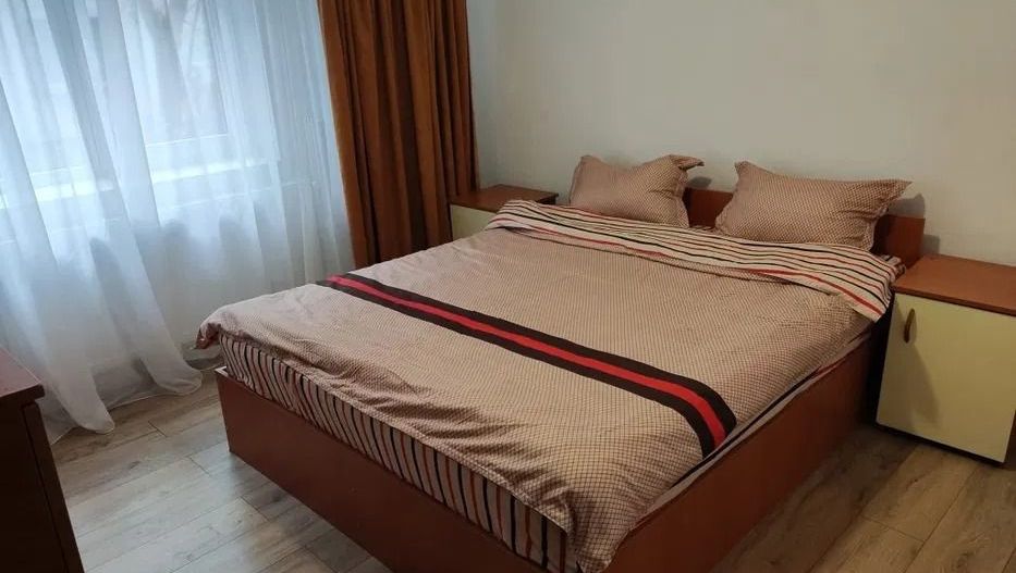 AP. 3 CAMERE GORJULUI, LOC PARCARE, BOXA SUBSOL, CENTRALA TERMICA - Poză 3