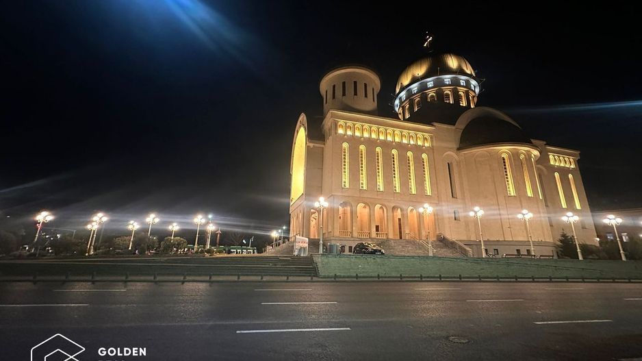 Apartament la cheie, 2 camere, Podgoria, etaj 1, centrala termica si balcon - Poză 12