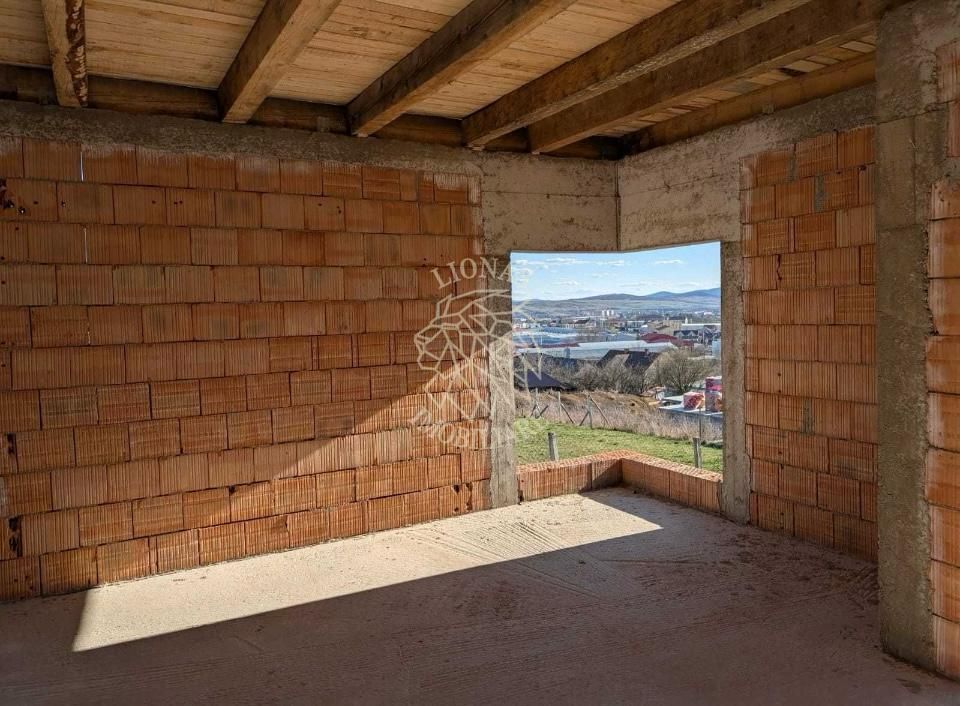 Casa 4 camere 114 mp total-teren 500 mp-Zona Drumul Tarpiului - Poză 2