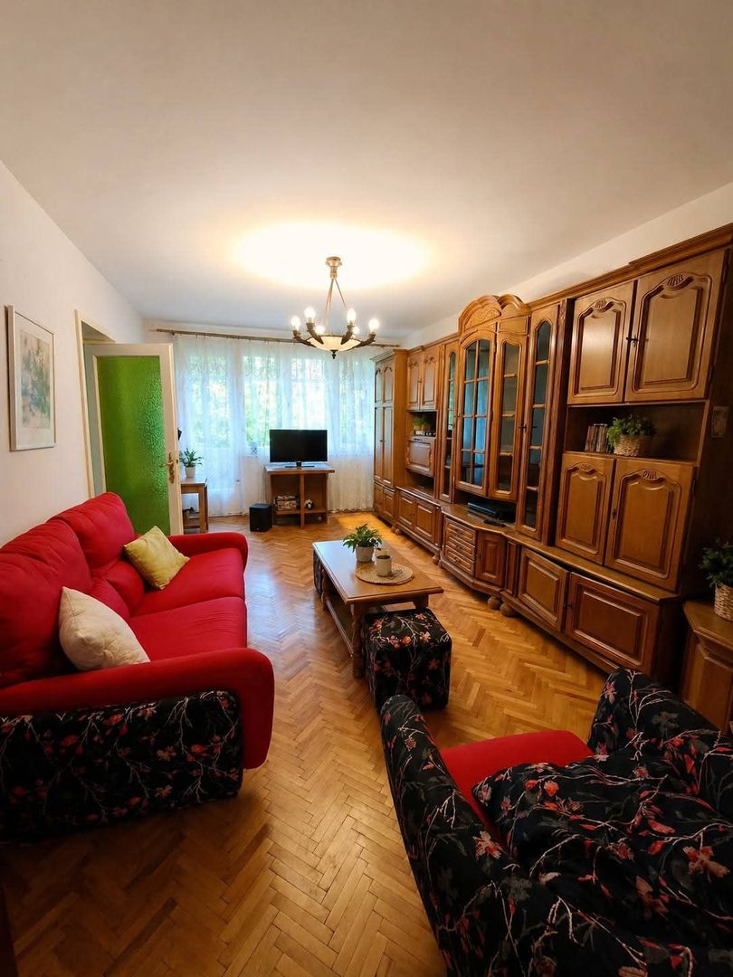 Apartament 4 camere in zona UMFST ( Romanu Vivu ) - Poză 4