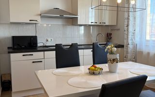 Apartament 3 camere spațios Oradea - Poză 12