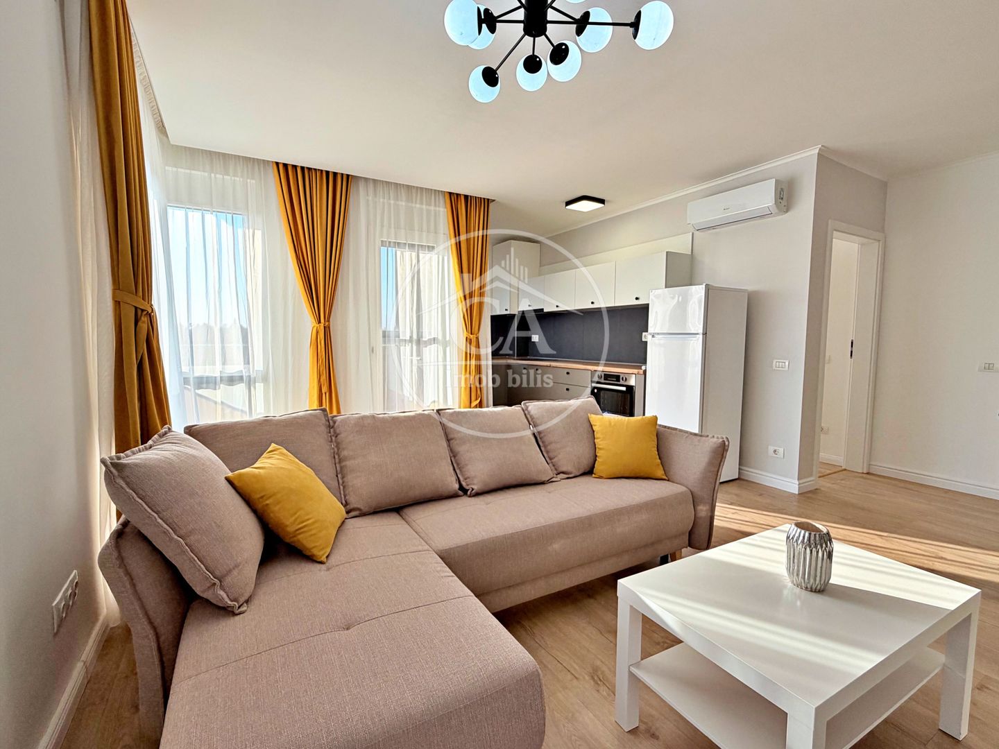 Apartament cu 3 camere de închiriat in WEST RESIDECE, Oradea - Poză 1