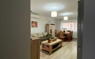 Apartament 3 camere decomandate – grădină proprie, zonă liniștită. - Poză 3