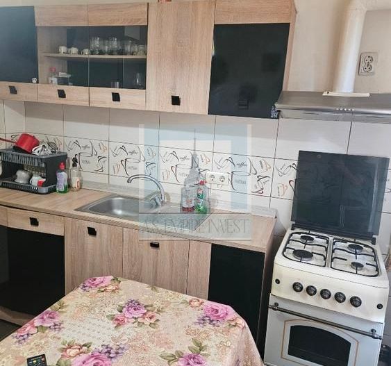 Garsonieră decomandată, etaj parter- Astra - Poză 5