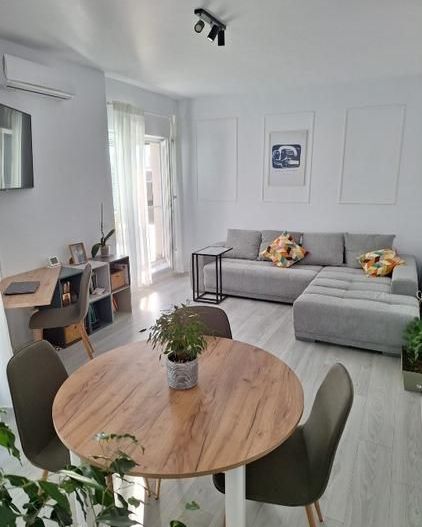 3 camere mobilat | 75mp + 80mp terasa | +parcare | Proprietar - Poză 4