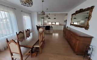 Casa Individuala in Selimbar cu garaj dublu si curte spatioasa - Poză 5