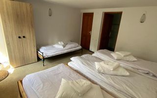 Vilă complet utilată | 6 dormitoare | lângă pârtia Arena Păltiniș - Poză 9