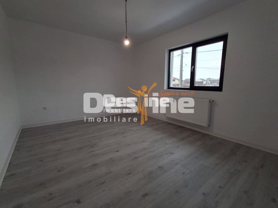 CASĂ tip duplex, situata in Valea Adanca - Poză 12