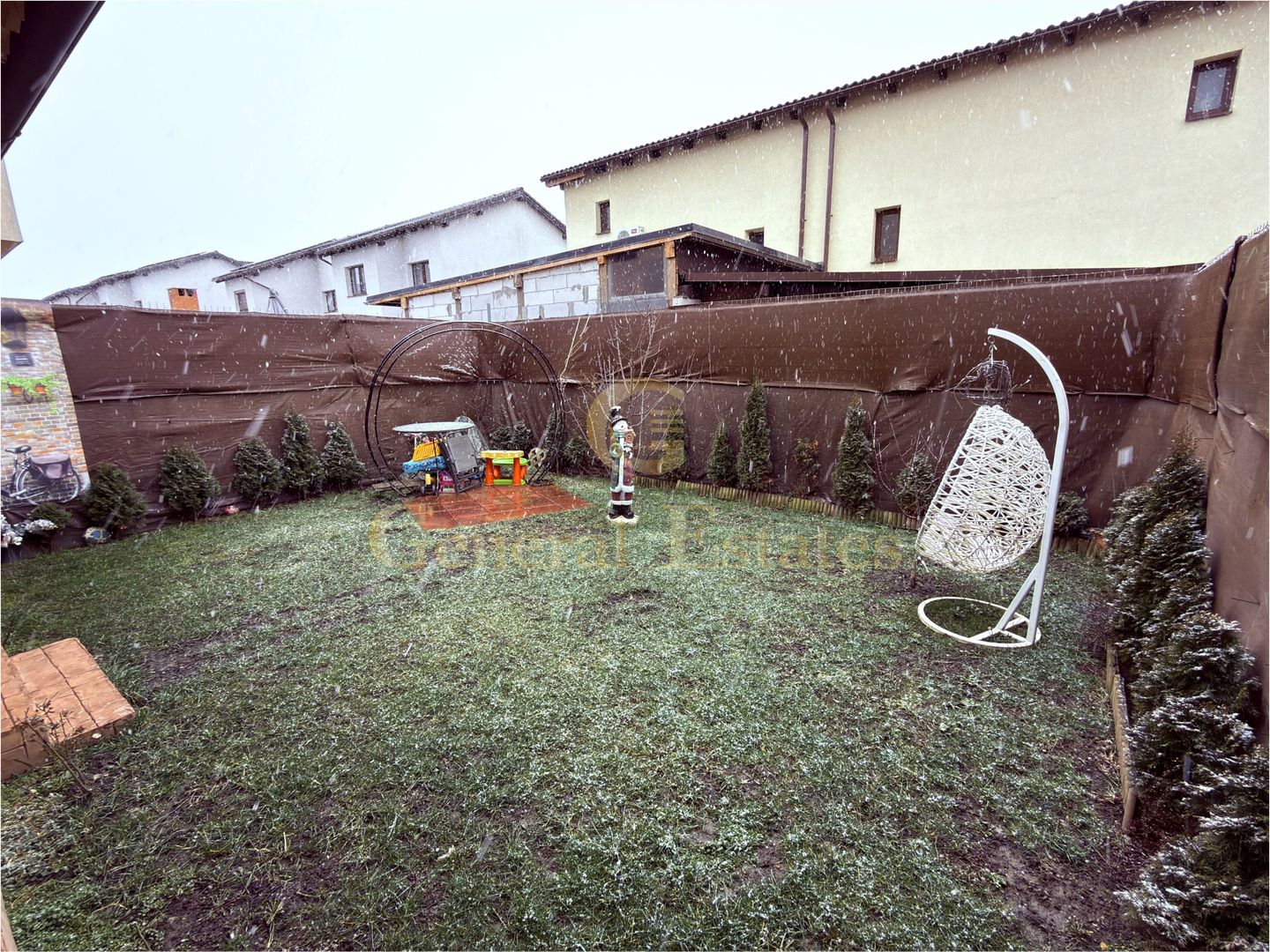 Casă tip triplex de vânzare în Sânpetru - Poză 10