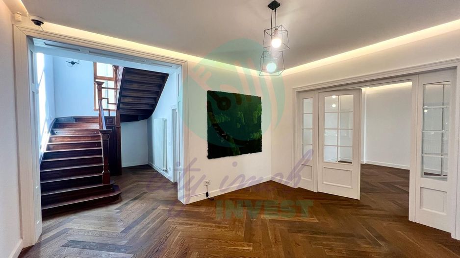 Vilă elegantă în Cotroceni | 320 mp | renovată integral | ideală sediu firmă - Poză 3