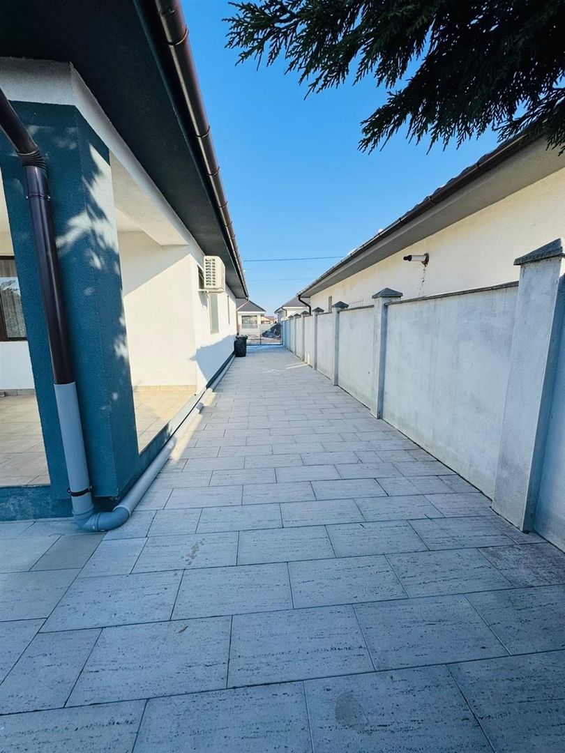 Casa Santandrei Plan Parter teren 501 mp - Poză 3