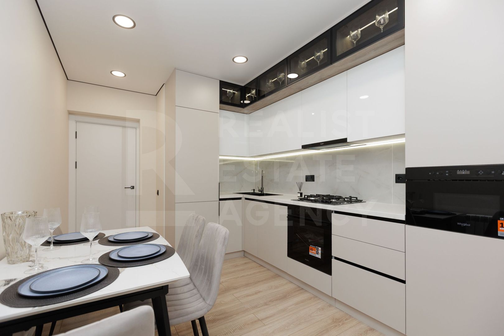 Vânzare, apartament, 2 dormitoare, str. Ion Buzdugan, Buiucani - Poză 6