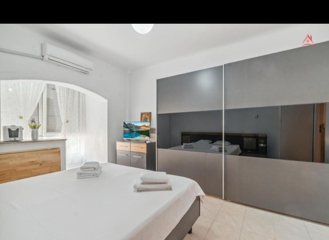 GARSONIERA  ELEGANTA ZONA DOROBANTI - Poză 1