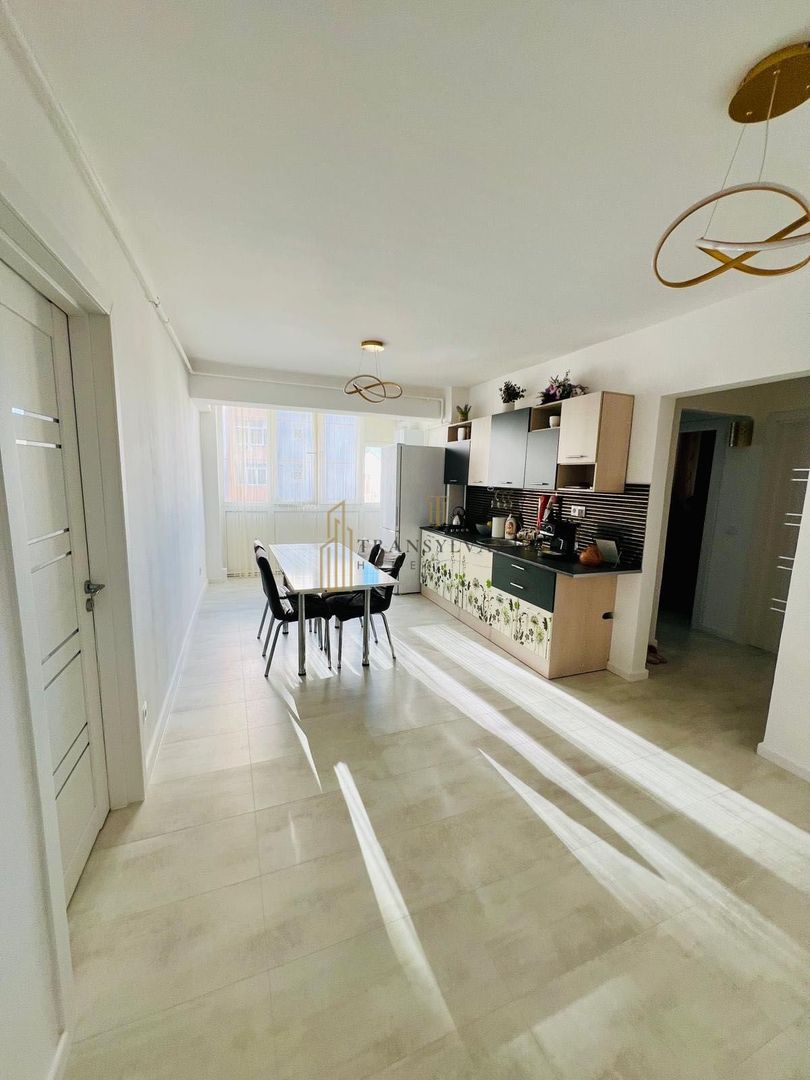 🏡Apartament 3 camere, decomandat, 70 mpu, Zona Iezer-Vasile Aaron - Poză 1