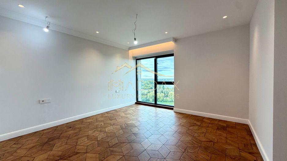 Penthouse cu 4 camere // terasă 70 mp / 200 mp / 3 parking / Straulesti - Poză 28