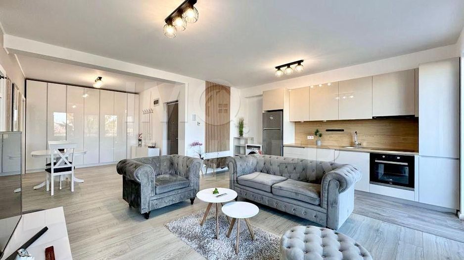 Inchiriere apartament 3 camere situat in vila privata, zona UMF - Poză 1